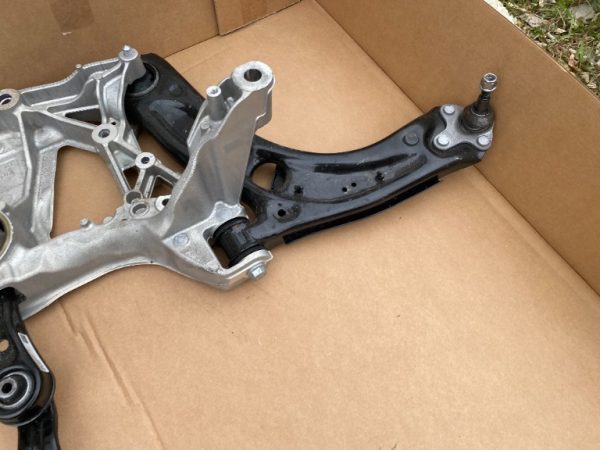 Brat stanga fata cu pivot Audi A3 8Y 5Q0407151AC 5Q0 407 151 AC la 0 km - Dezmembrari Auto