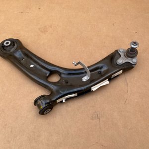 Brat stanga fata Seat Ateca Cupra 2023 3Q0407151P 3Q0 407 151 P la 0 km - Dezmembrari Auto