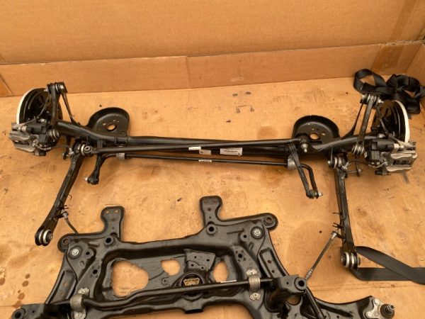 Brat stanga punte spate VW Caddy Ford Tourneo Connect 2023 5R3505225D 5R3 505 225 D la 0 km - Dezmembrari Auto