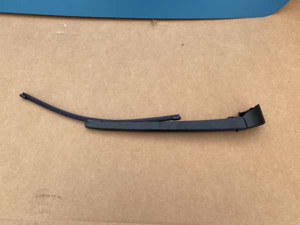 Brat stergator haion VW Caddy Ford Tourneo Connect 2023 2K7955707A 2K7 955 707 A la 0 km - Dezmembrari Auto