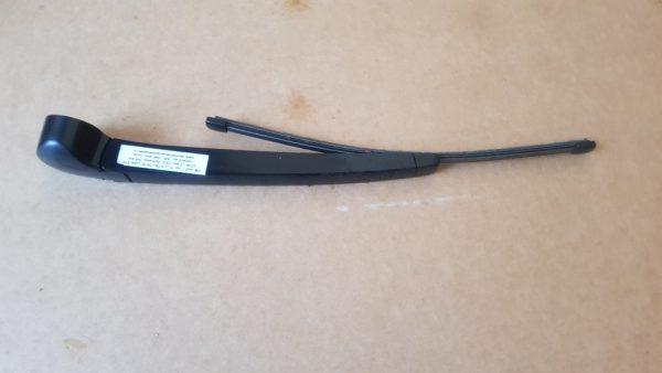 Brat stergator haion VW Golf 7 combi - Dezmembrari Auto