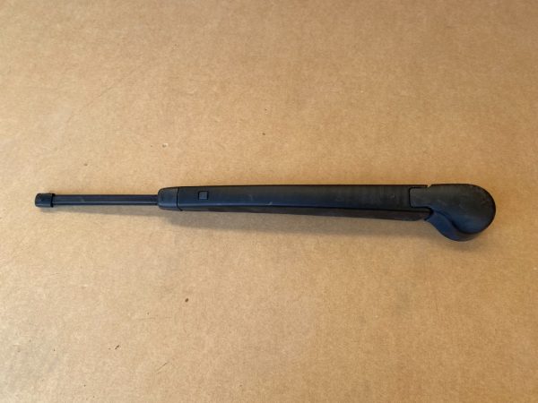 Brat stergator haion VW Golf 7 hatchback 6R6955707B 6R6 955 707 B - Dezmembrari Auto