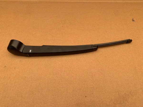 Brat stergator haion VW Golf 7 hatchback 6R6955707B 6R6 955 707 B - Dezmembrari Auto