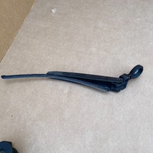 Brat stergator haion VW Touareg 7L 7L6955707 7L6 955 707 - Dezmembrari Auto