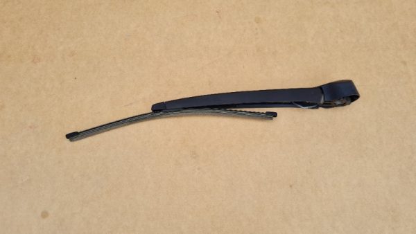Brat stergator haion VW Touran 2017 5G9955707 5G9 955 707 - Dezmembrari Auto