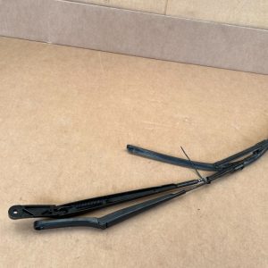 Brate stergator stanga dreapta VW Touran 2015-2022 5TB955409 5TB955410 5TB 955 409 5TB 955 410 - Dezmembrari Auto