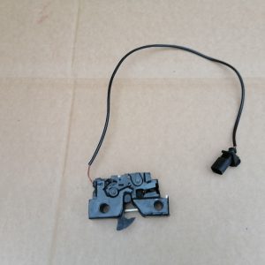 Broasca capota fata VW Jetta 2016 5C7823509B 5C7 823 509 B - Dezmembrari Auto