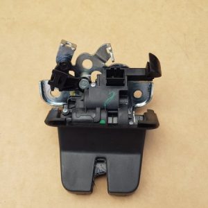 Broasca capota spate portbagaj VW Jetta 2016 5C6827505G 5C6 827 505 G - Dezmembrari Auto