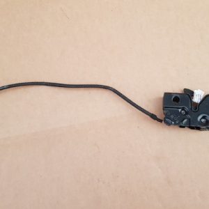 Broasca capota VW Golf 7 5G1823509B 5G1 823 509 B - Dezmembrari Auto