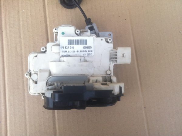 Broasca dreapta fata A3 8V 4F1837016 4F1 837 016 - Dezmembrari Auto