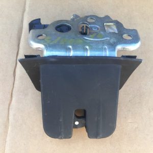 Broasca haion Seat Leon 2014 5F9 827 520 A 5F9827520A - Dezmembrari Auto