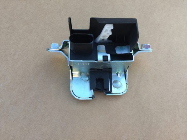 Broasca haion VW Sharan 2012 2020 7P0827505G 7P0 827 505 G - Dezmembrari Auto