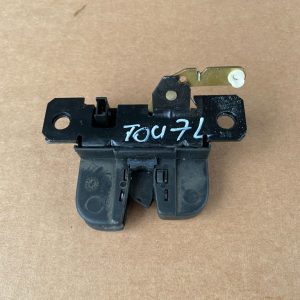 Broasca haion VW Touareg 7l 7L6827505 7L6 827 505 - Dezmembrari Auto