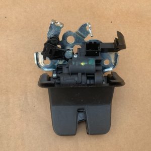 Broasca portbagaj VW Jetta 2017 la 0 km 5C6827505G, 5C6 827 505 G, 17A827505A 17A 827 505 A - Dezmembrari Auto