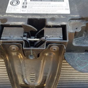 Broasca trager capota fata VW Jetta 2016 - Dezmembrari Auto