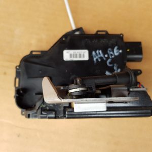 Broasca usa dreapta fata Audi A4 B6 8E1837016C 8E1 837 016 C - Dezmembrari Auto