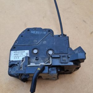 Broasca usa dreapta fata Renault Fluence 2011 805020022R - Dezmembrari Auto