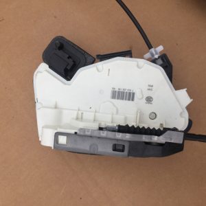 Broasca usa dreapta fata Seat Alhambra 2 5K1837016J 5K1 837 016 J - Dezmembrari Auto