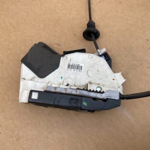 Broasca usa dreapta fata VW Golf 6 5K1837016B 5K1 837 016 B - Dezmembrari Auto
