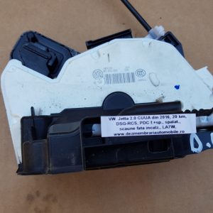 Broasca usa dreapta fata VW Jetta 2016 5K1837016E 5K1 837 016 E - Dezmembrari Auto