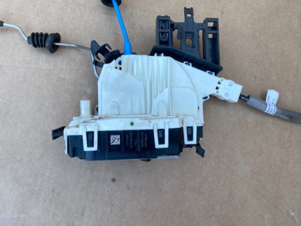 Broasca usa dreapta spate Mercedes B Class W246 2015 A2047302835 la 0 km - Dezmembrari Auto