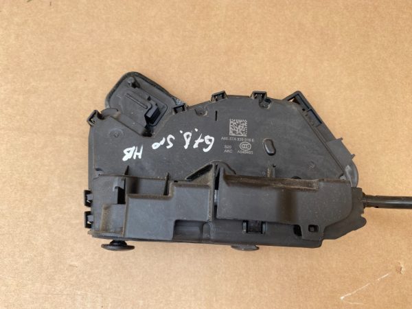 Broasca usa dreapta spate VW Golf 7 5TA839016E 5TA 839 016 E la 0 km - Dezmembrari Auto
