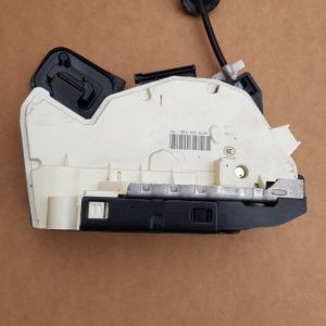 Broasca usa dreapta spate VW Golf 7 combi 5K4839016A 5K4 839 016 A - Dezmembrari Auto