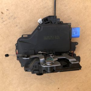 Broasca usa dreapta spate VW Golf6 variant 7L0839016D 7L0 839 016 D - Dezmembrari Auto