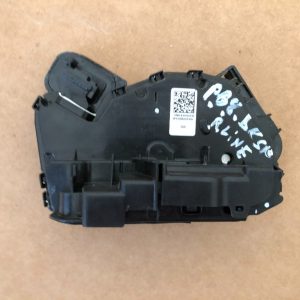 Broasca usa dreapta spate VW Passat B8 5NA839016B 5NA 839 016 B - Dezmembrari Auto