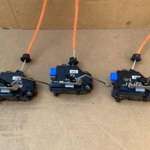 Broasca usa stanga fata Audi A3 8P 4E1837015 4E1 837 015 - Dezmembrari Auto