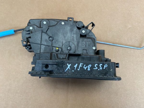Broasca usa stanga spate BMW X1 F48 2019 182838 la 0 km - Dezmembrari Auto