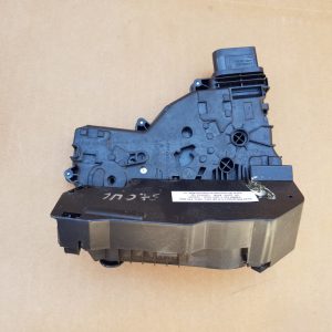 Broasca usa stanga spate Seat Alhambra 2 7N0839015L 7N0 839 015 L - Dezmembrari Auto