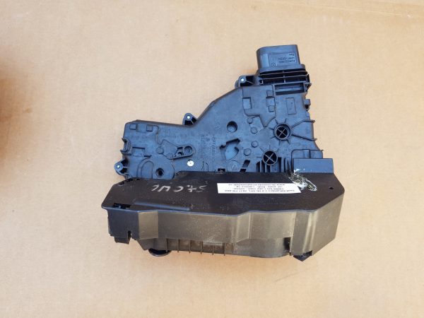Broasca usa stanga spate Seat Alhambra 2 7N0839015L 7N0 839 015 L - Dezmembrari Auto