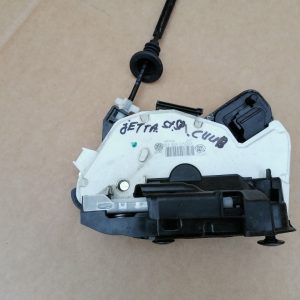 Broasca usa stanga spate VW Jetta 2016 5K4839015Q 5K4 839 015 Q - Dezmembrari Auto