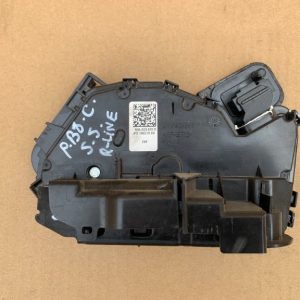 Broasca usa stanga spate VW Passat B8 5NA839015B 5NA 839 015 B la 0 km - Dezmembrari Auto