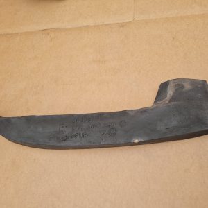 Burete aripa dreapta fata VW Jetta 2017 5C6864236 5C6 864 236 - Dezmembrari Auto