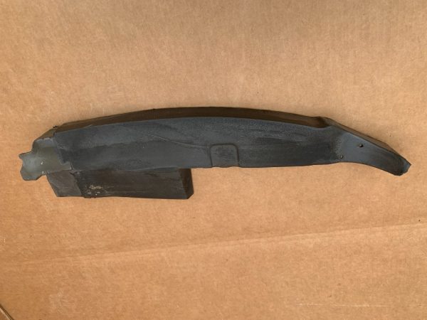 Burete aripa stanga VW Passat B8 3G0864235E 3G0 864 235 E - Dezmembrari Auto