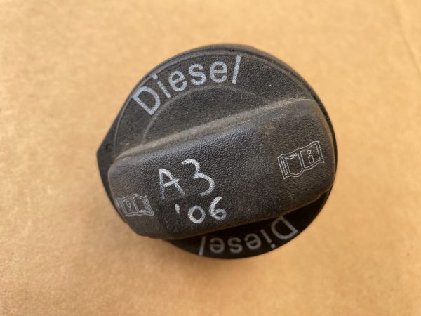 Buson rezervor Audi A3 8P 2006 diesel - Dezmembrari Auto