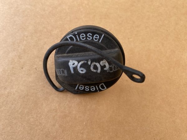 Buson rezervor VW Passat B6 diesel - Dezmembrari Auto