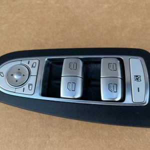 Butoane geamuri electrice si oglinzi rabatabile Mercedes GLC / C class W205 A2059056811 - Dezmembrari Auto