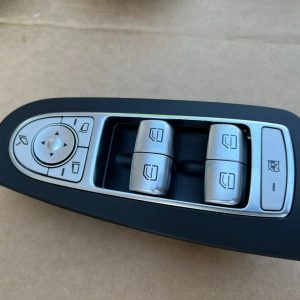 Butoane geamuri electrice si oglinzi rabatabile Mercedes GLC la 0 km - Dezmembrari Auto