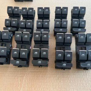 Butoane geamuri electrice stanga fata cromate VW Golf 7 Passat B8 Arteon 5G0959857E 5G0 959 857 E - Dezmembrari Auto