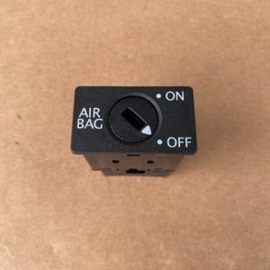 Buton airbag VW Jetta 2017 1K0919237D 1K0 919 237 D la 0 km - Dezmembrari Auto