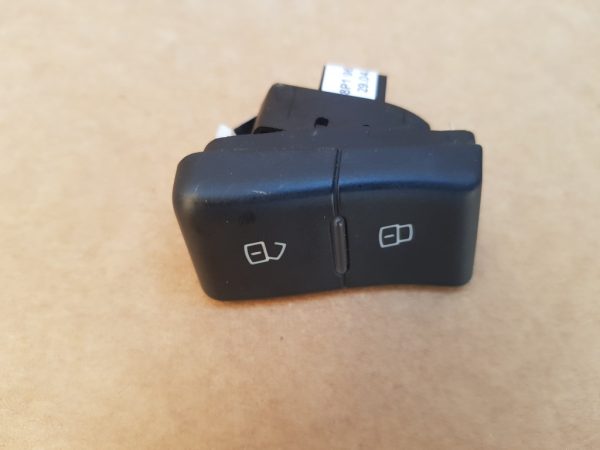 Buton blocare deblocare usi Audi A3 8P 8P1962107F 8P1 962 107 F - Dezmembrari Auto