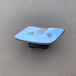 Buton blocare deblocare usi dreapta fata BMW G11 G12 M 760 LXiA seria 7 din 2017 9299462 - Dezmembrari Auto