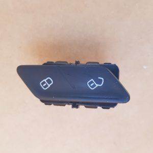 Buton blocare deblocare usi VW Golf 7 5G0962125A 5G0 962 125 A - Dezmembrari Auto