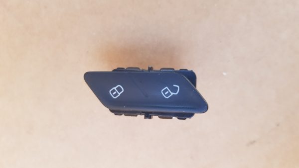 Buton blocare deblocare usi VW Golf 7 5G0962125A 5G0 962 125 A - Dezmembrari Auto