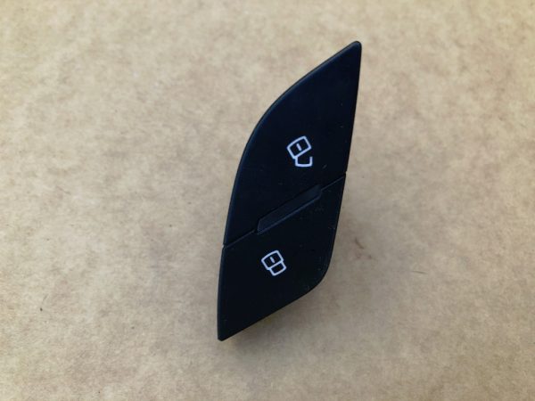 Buton blocare usi Audi A3 8V 8V1962107 8V1 962 107 - Dezmembrari Auto