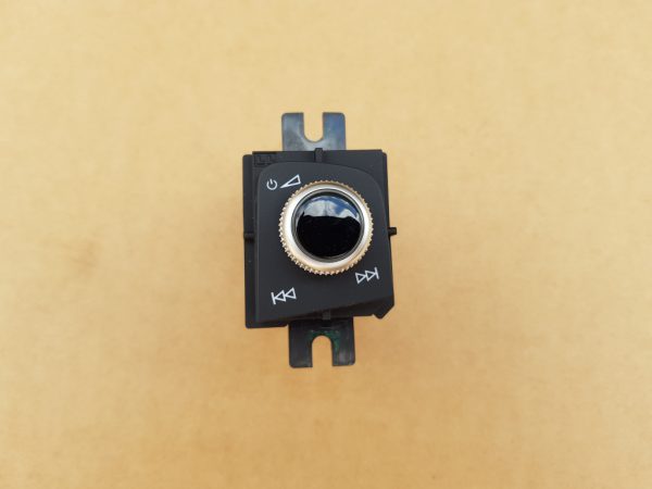 Buton control volum Audi A4 B9 A5 F5 Q5 FY 8W1919616 8W1 919 616 - Dezmembrari Auto