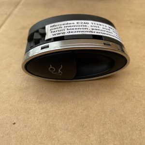 Buton deschidere capota spate portbagaj Mercedes E-Class W211 2003 A2118211151 - Dezmembrari Auto